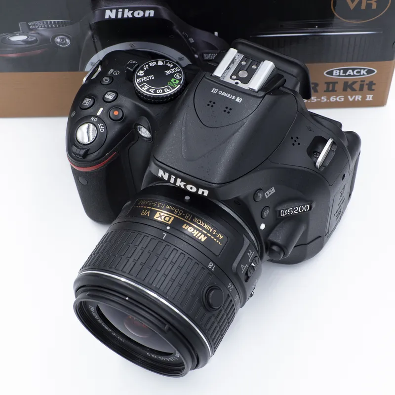Nikon D5200 with 18-55mm Lens DSLR Camera Kits - Image 6